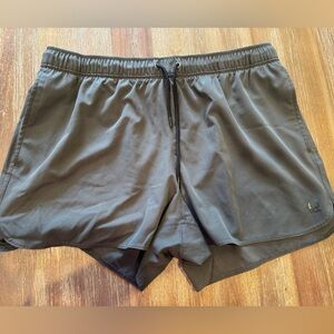 Huk Women’s Pursuit Volley Shorts XL